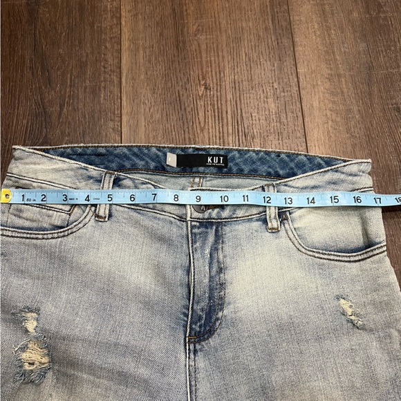 Kut from the Kloth Catherine Boyfriend Jeans Size 8 Womens Distressed Stretch - Picture 12 of 12